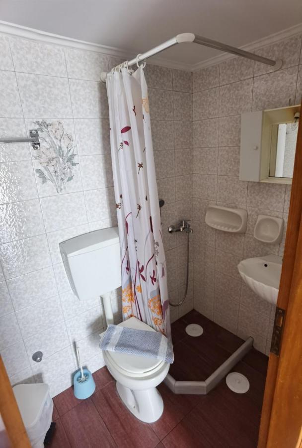 Gialos Rooms 엘라포니소스 외부 사진